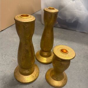 Elegant Gold Candle Holders Set